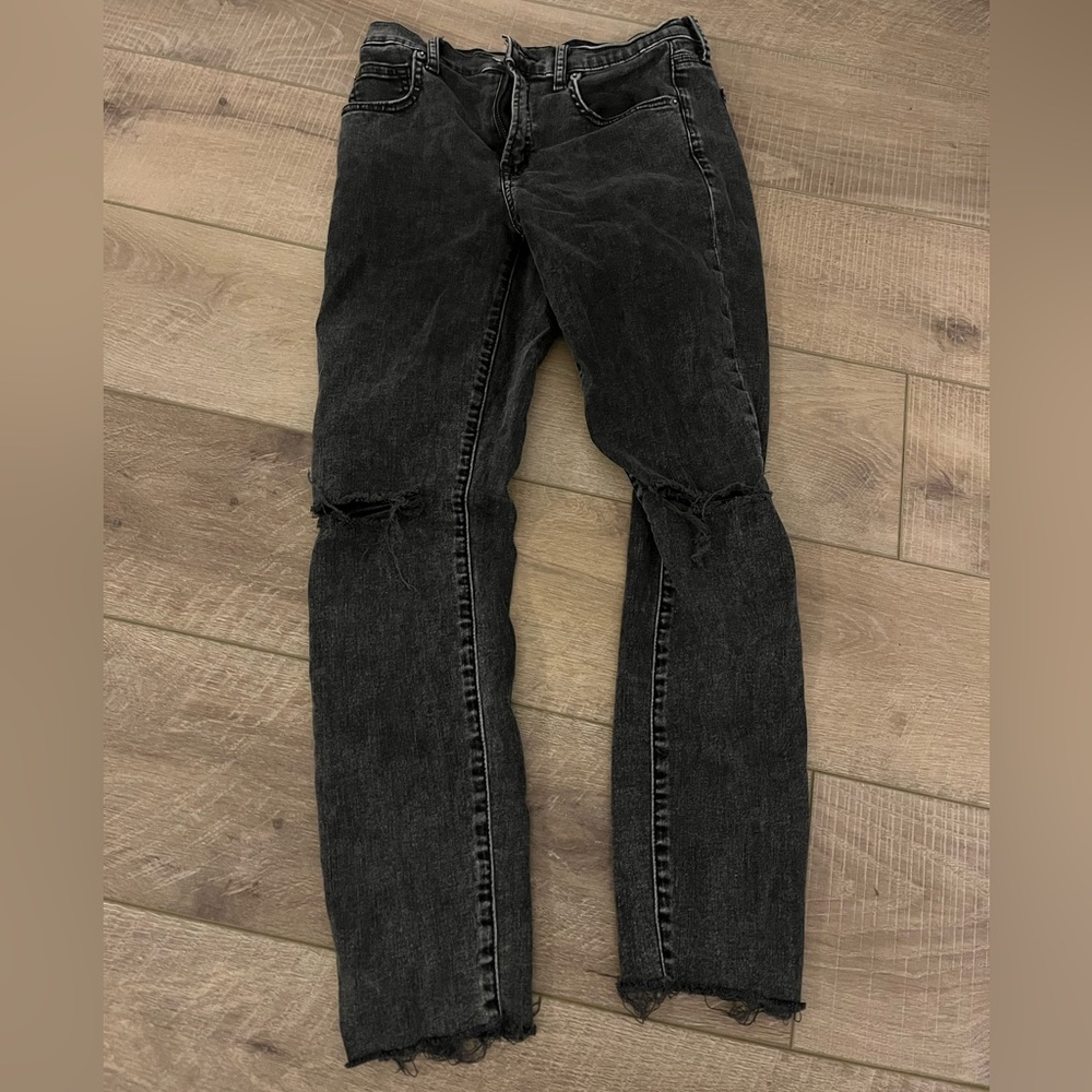 Black Ripped Skinny Jeans